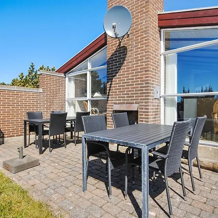 Jerrik - 900m From The Sea By Interhome Nyaraló