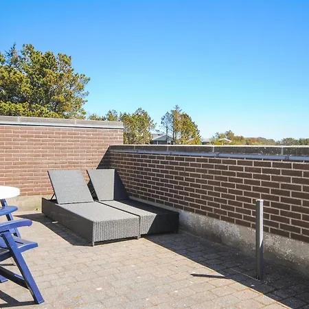 Nyaraló Jerrik - 900m From The Sea By Interhome *